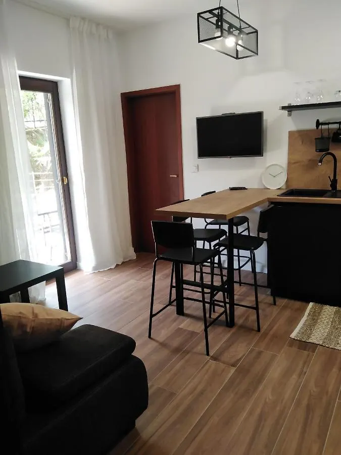Apartments F&T Mošćenička Draga 0*,